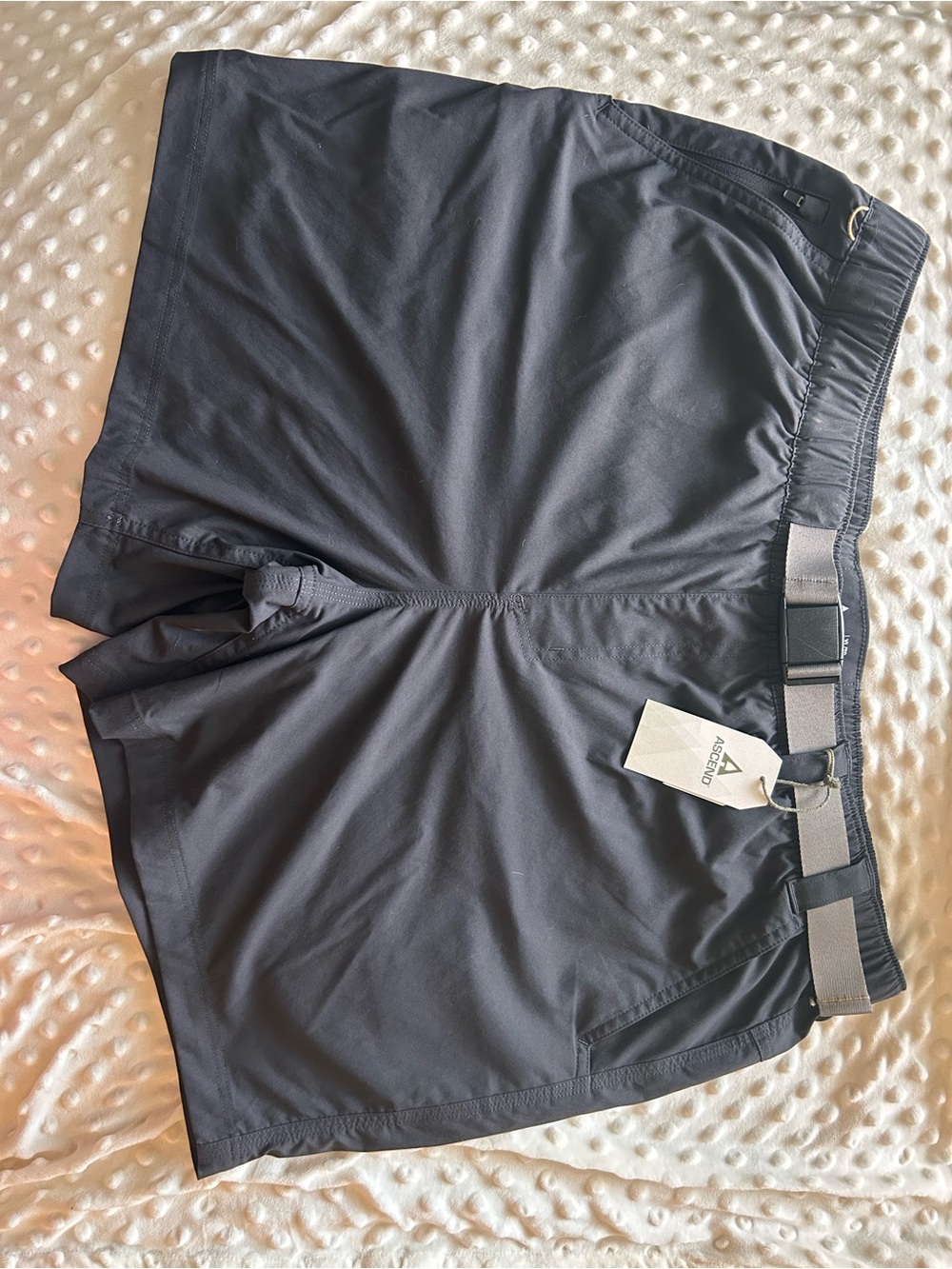 XL Ascend Men’s Athletic Shorts in Black with Gray Waistband